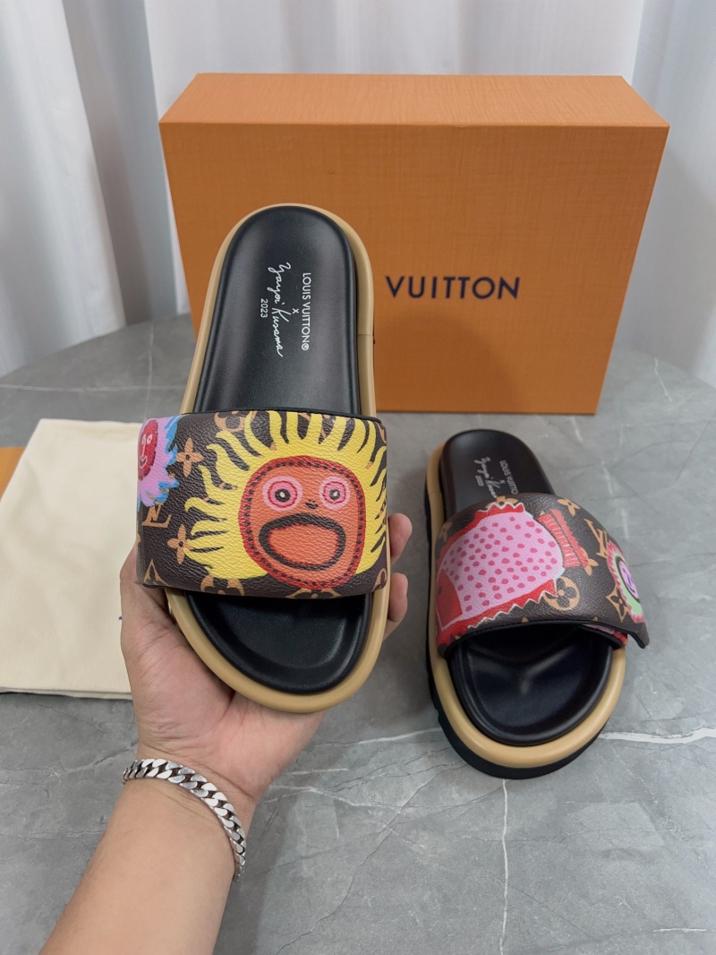 Louis Vuitton Slippers